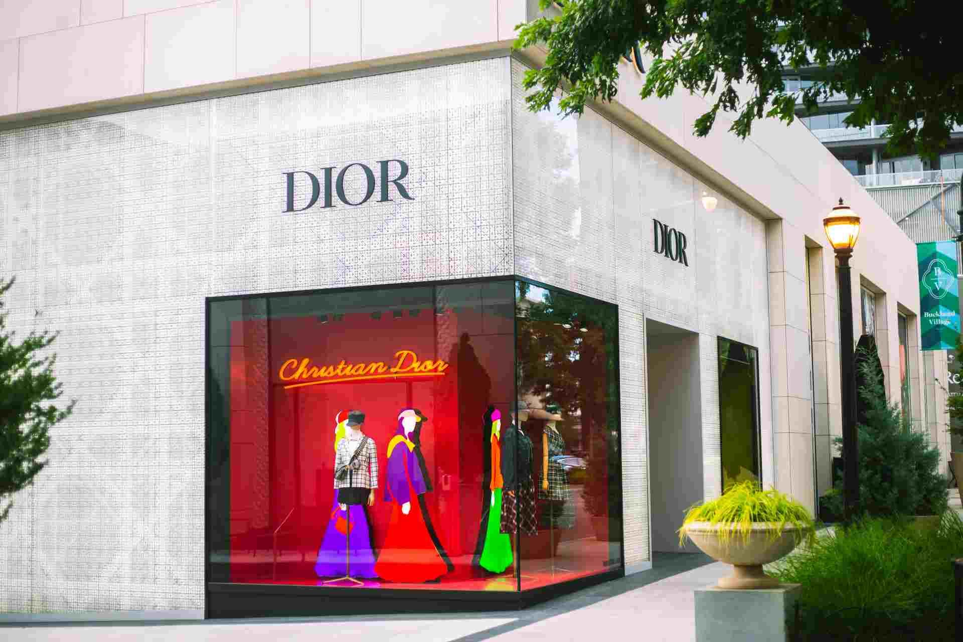 Visual Merchandising News on Instagram: Dior Great Ideas