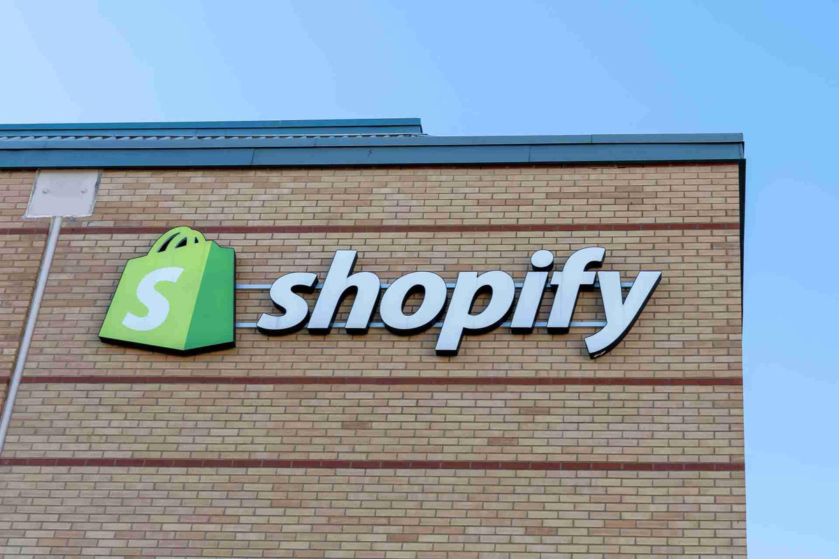 Best Shopify Stores By Industry That Will Inspire You