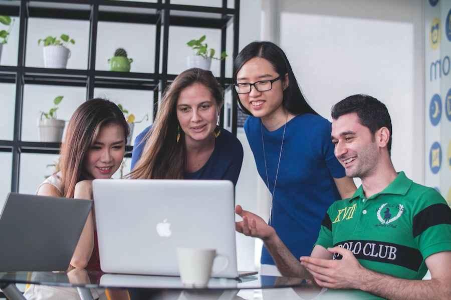 Shopify Capital Review: What Is It and How Does It Work?